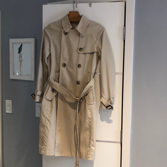 Banana Republic rain coat- trench coat - Picture 1 of 3